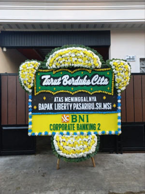 Papan Bunga Duka di Kemejing