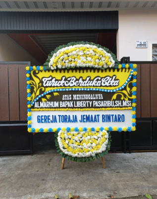 Papan Bunga Duka di Kemejing