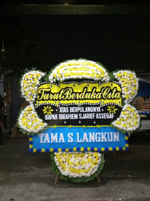 Papan Bunga Duka di Kemejing