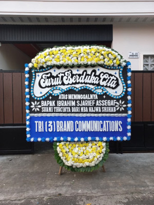 Papan Bunga Duka di Kemejing